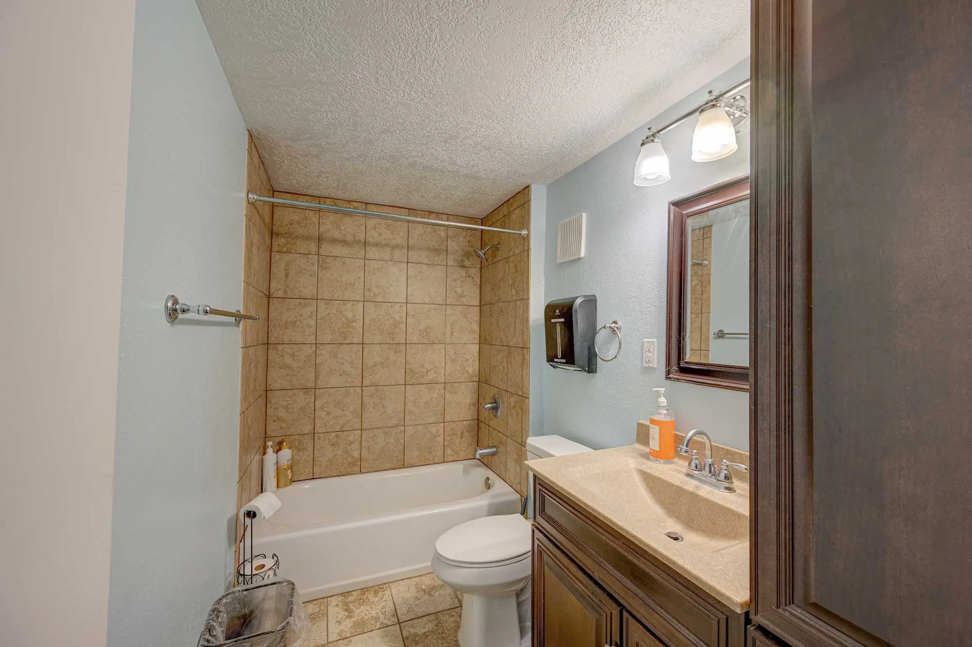 Modern Bathroom